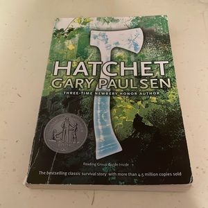 Hatchet chapter book by Gary Paulson